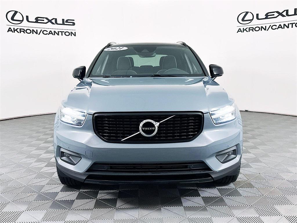 used 2021 Volvo XC40 car, priced at $21,490