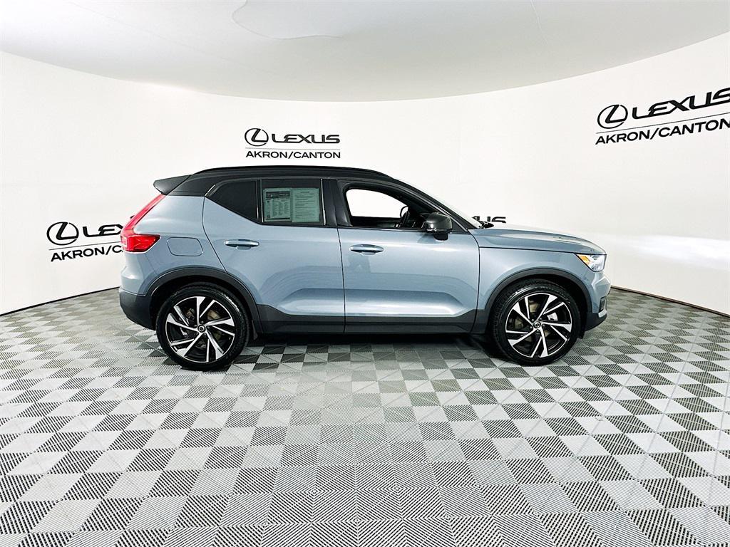 used 2021 Volvo XC40 car, priced at $21,490
