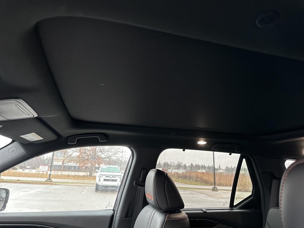 used 2024 Honda Pilot car, priced at $40,990