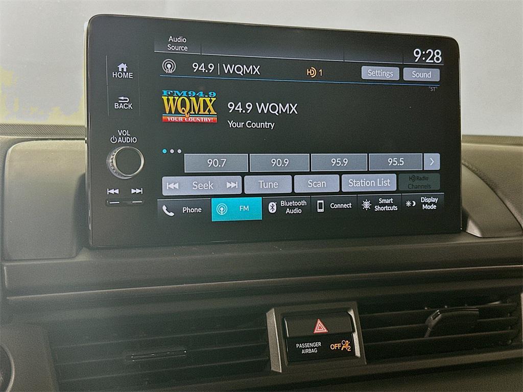 used 2024 Honda Pilot car, priced at $40,890