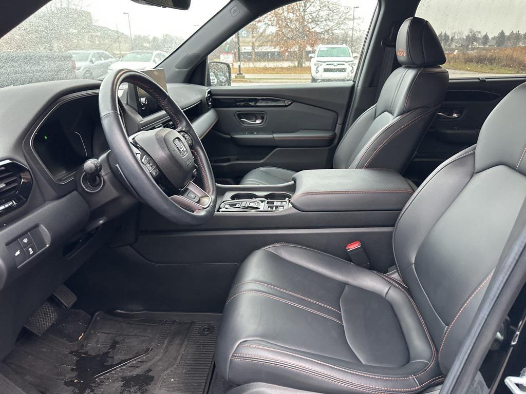used 2024 Honda Pilot car, priced at $40,990