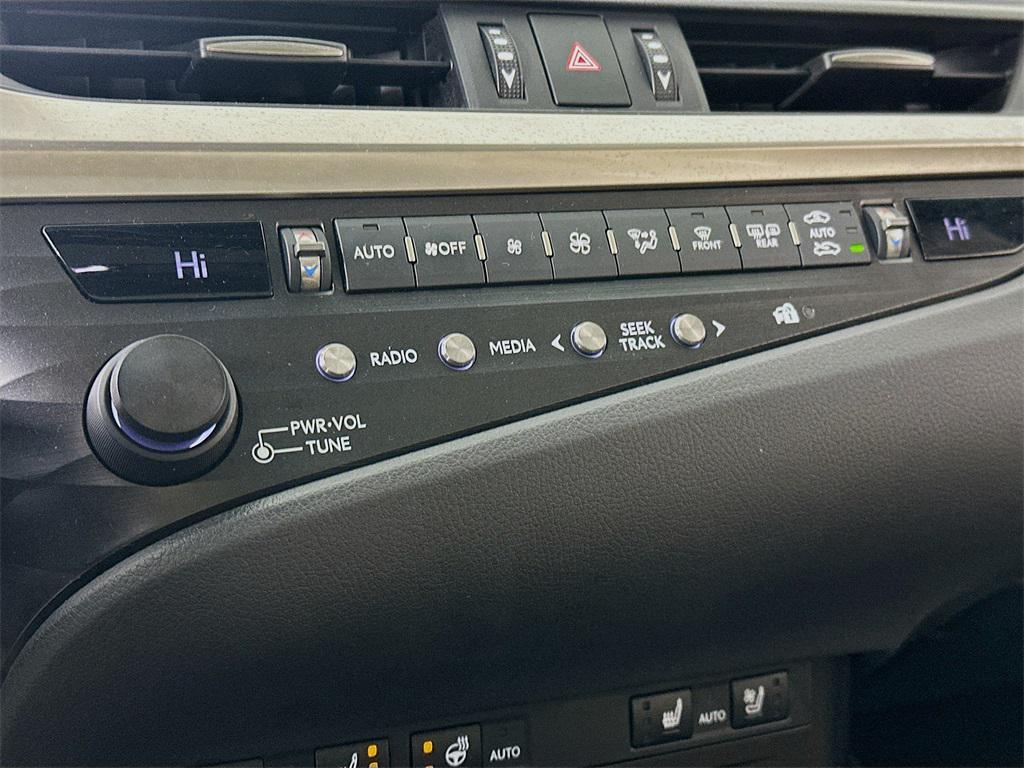 used 2019 Lexus ES 350 car, priced at $25,490