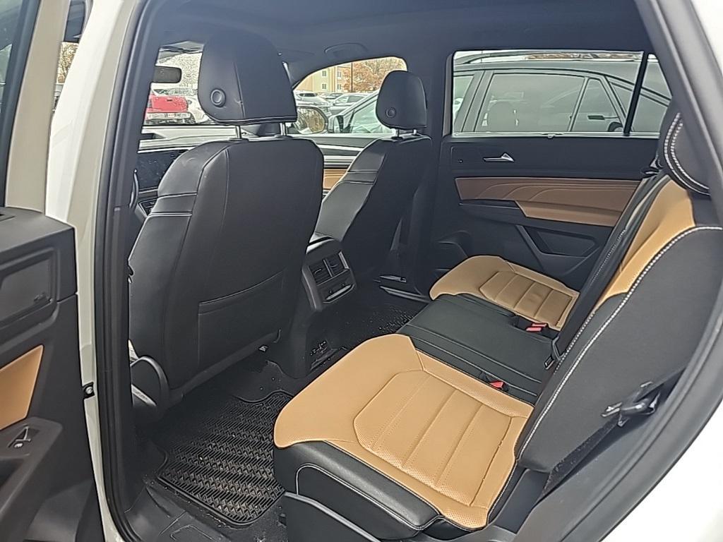 used 2023 Volkswagen Atlas Cross Sport car, priced at $34,990