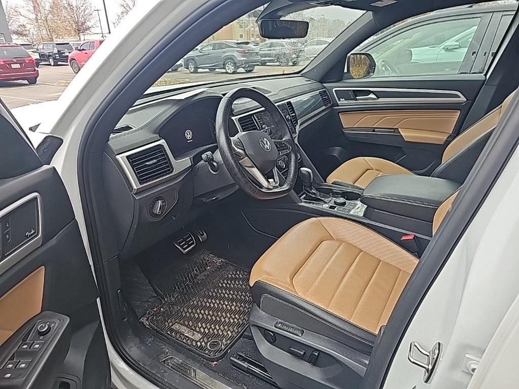 used 2023 Volkswagen Atlas Cross Sport car, priced at $34,990