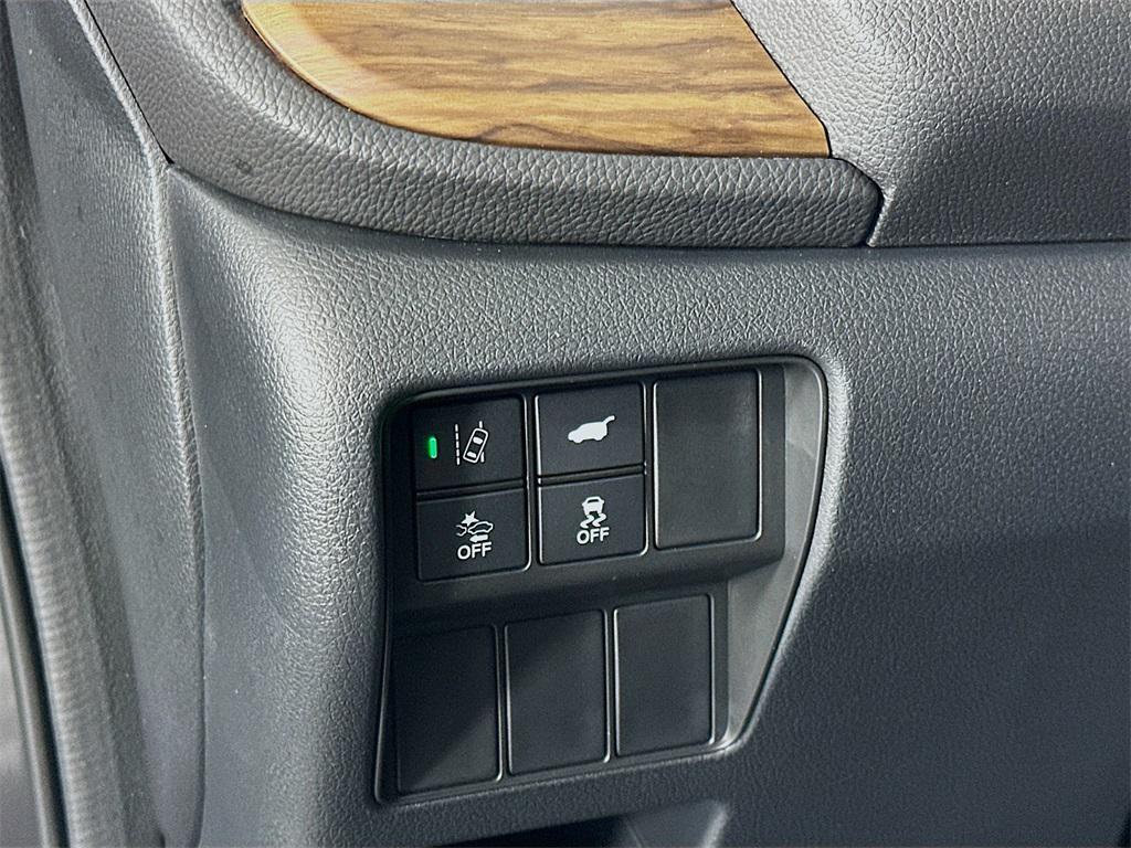 used 2020 Honda CR-V car, priced at $25,990