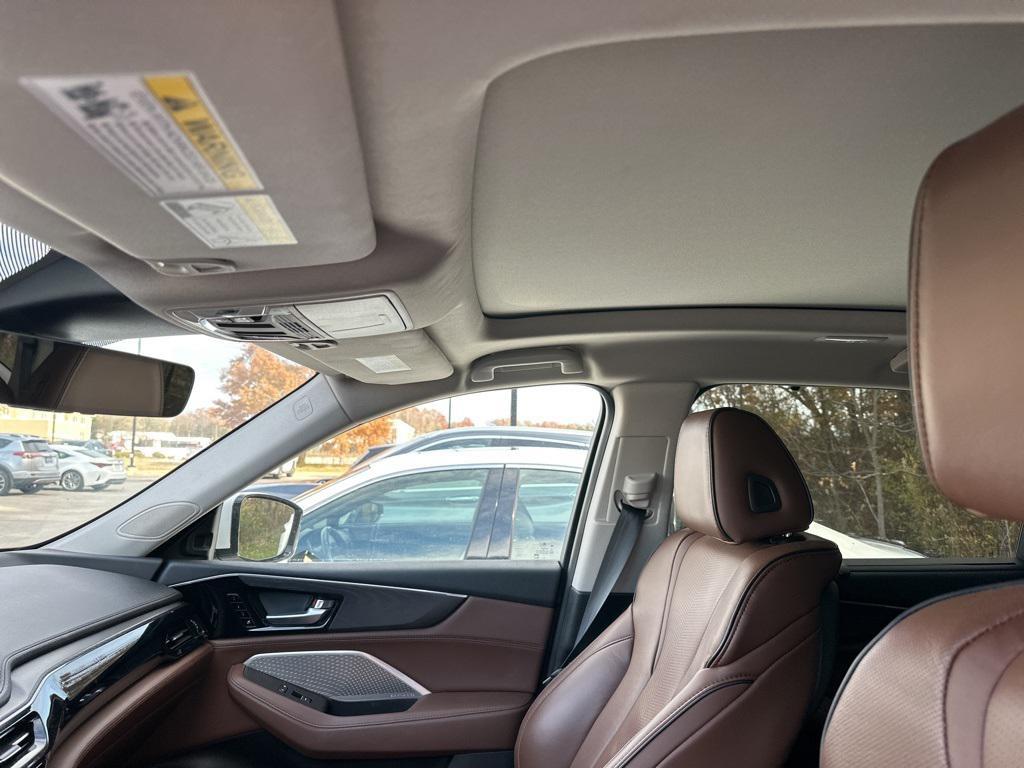 used 2022 Acura MDX car, priced at $36,890