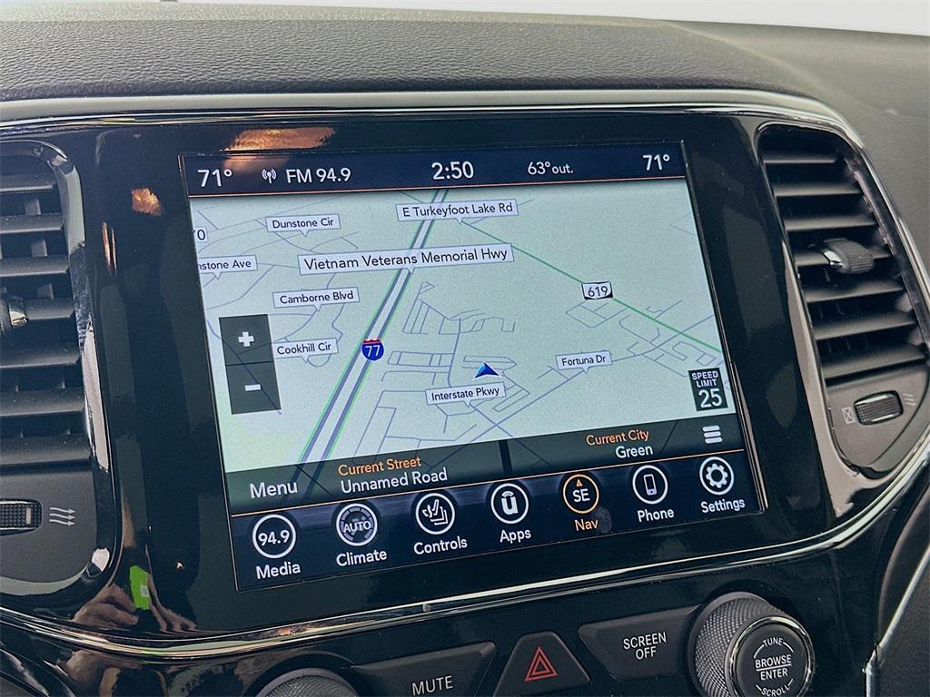 used 2022 Jeep Grand Cherokee car, priced at $26,490