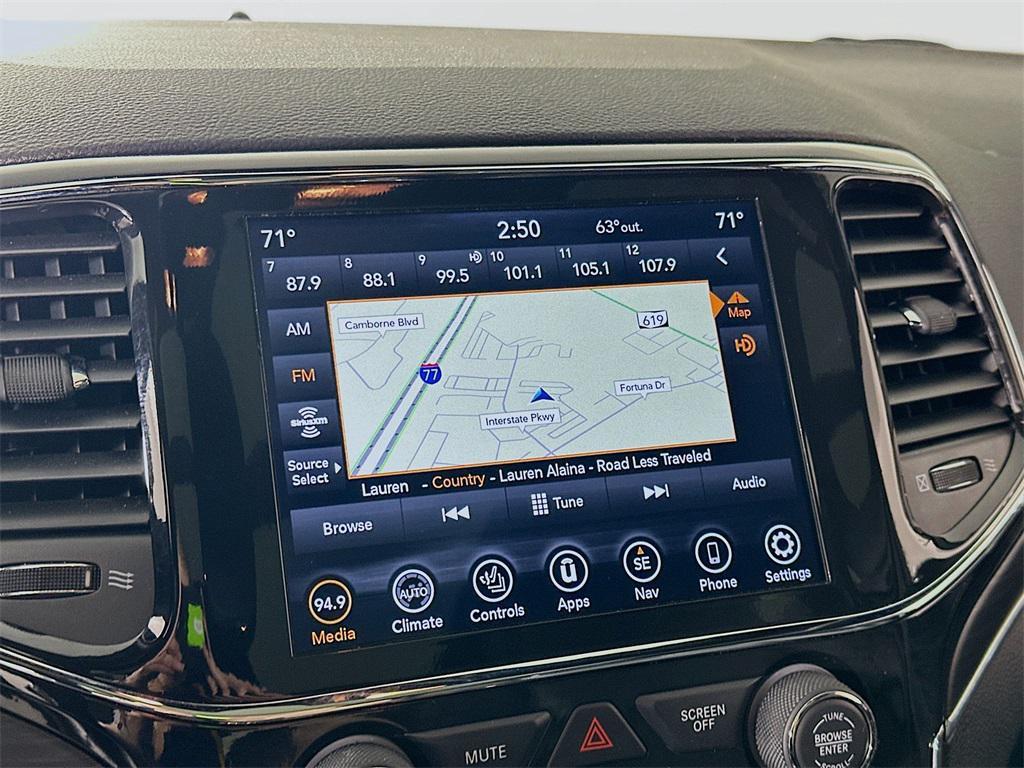 used 2022 Jeep Grand Cherokee car, priced at $26,490