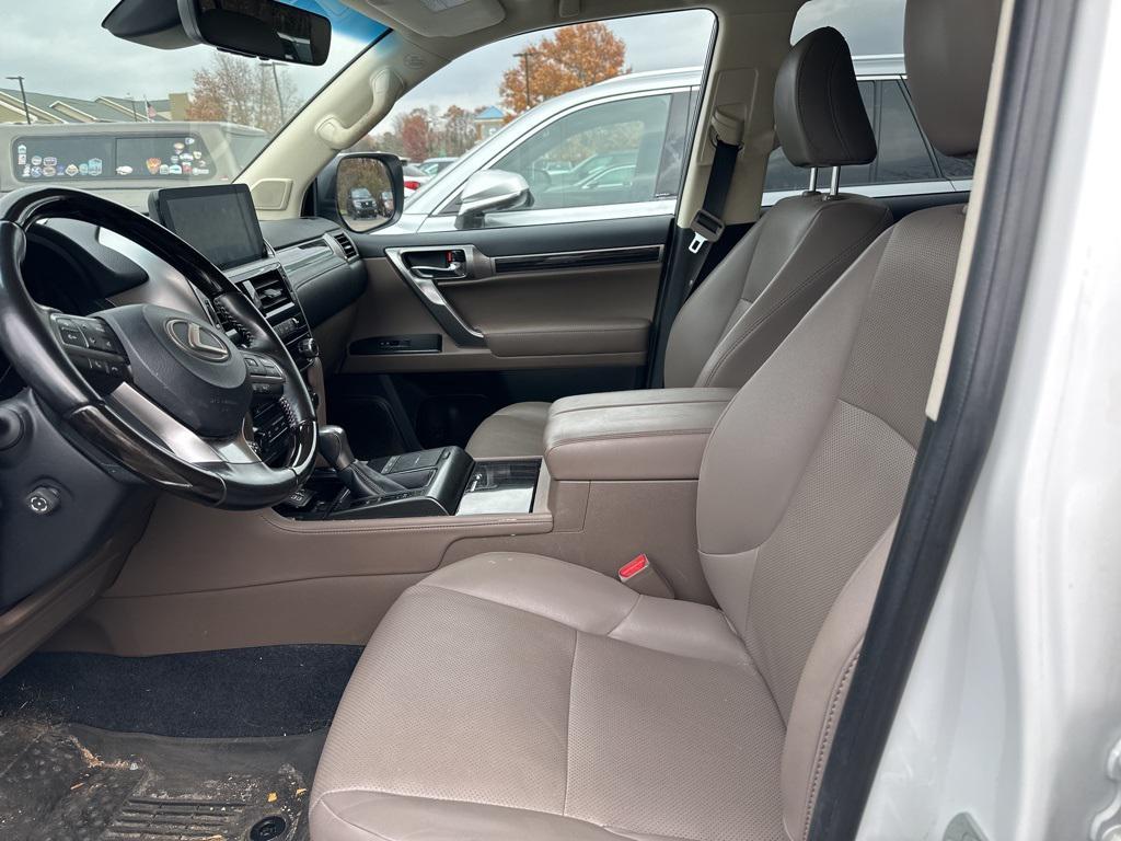used 2023 Lexus GX 460 car, priced at $53,890