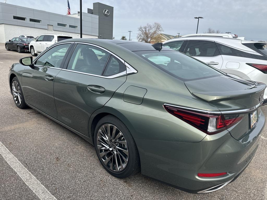 used 2025 Lexus ES 350 car, priced at $49,990