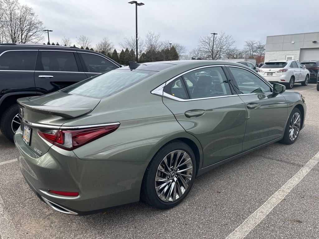 used 2025 Lexus ES 350 car, priced at $49,990