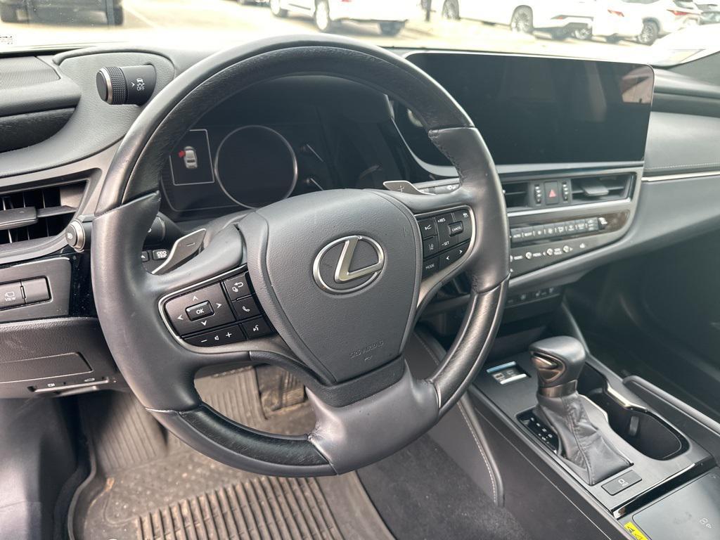 used 2025 Lexus ES 350 car, priced at $49,990