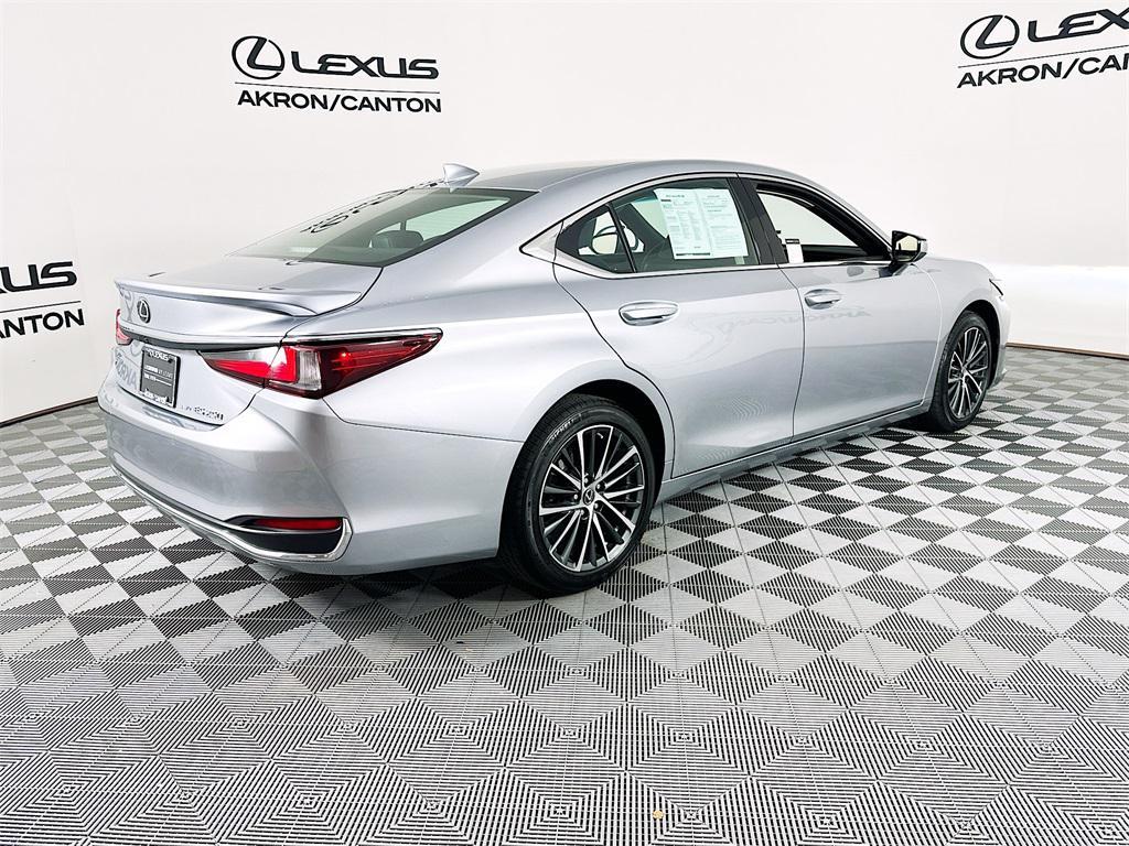 used 2022 Lexus ES 250 car, priced at $31,890