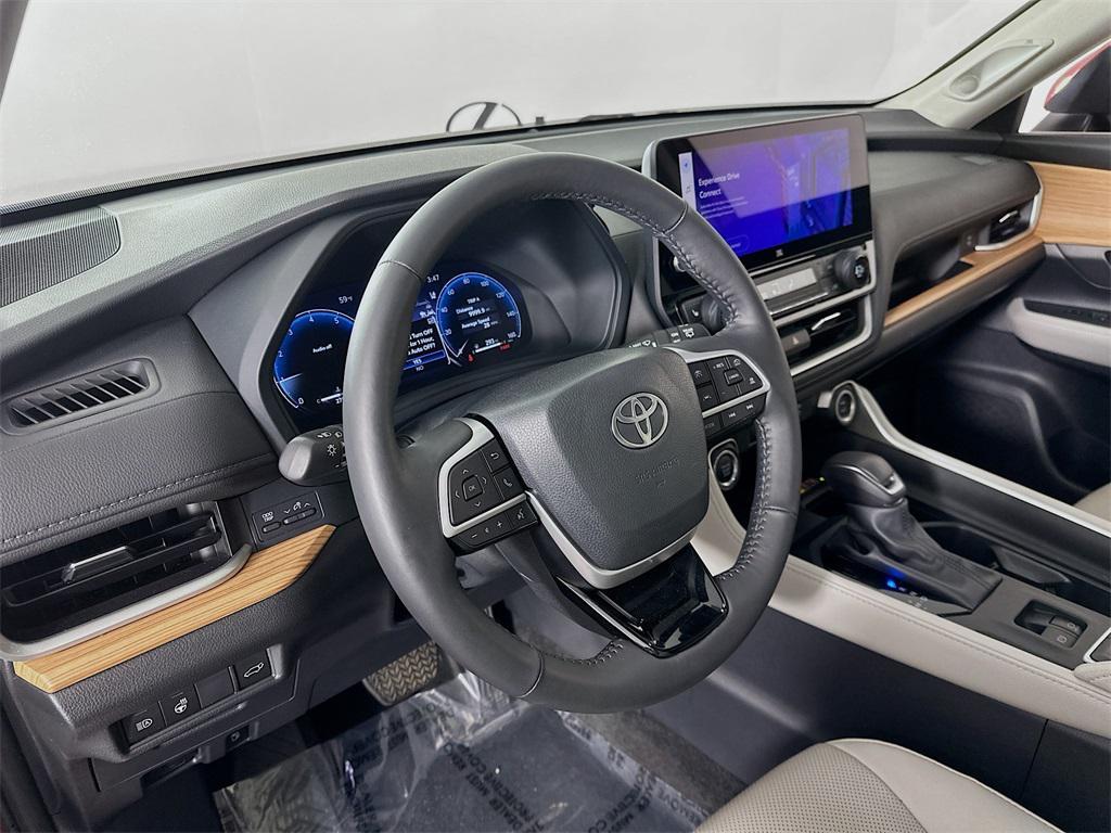 used 2024 Toyota Grand Highlander car, priced at $46,490