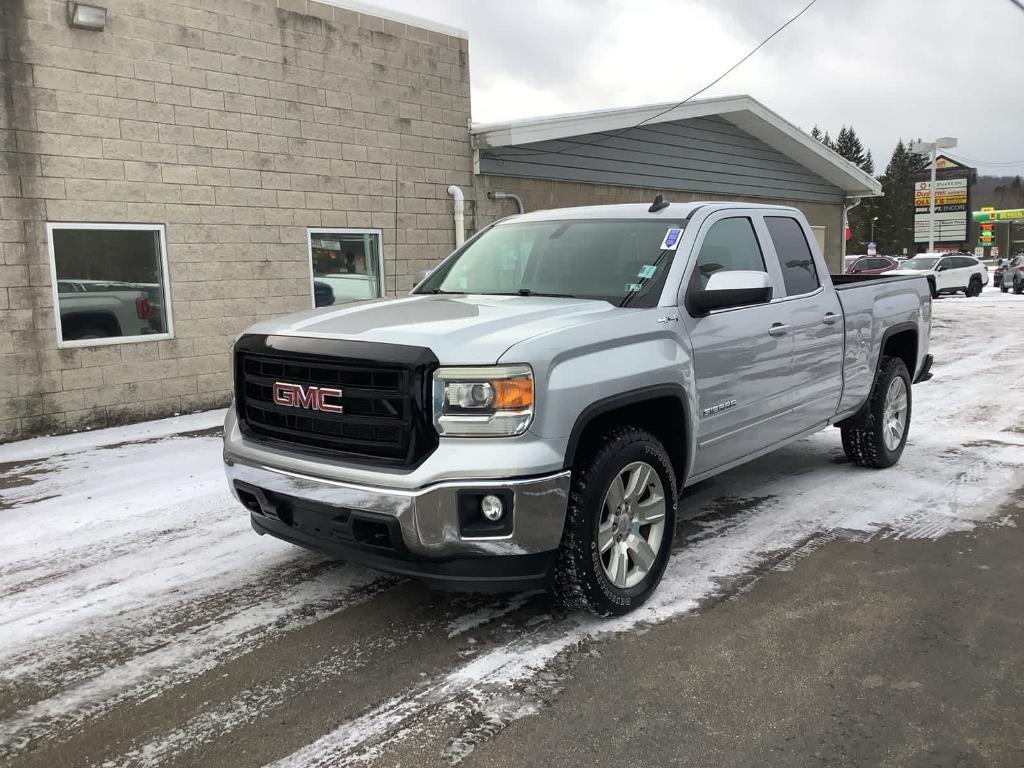 used 2015 GMC Sierra 1500 car, priced at $22,520