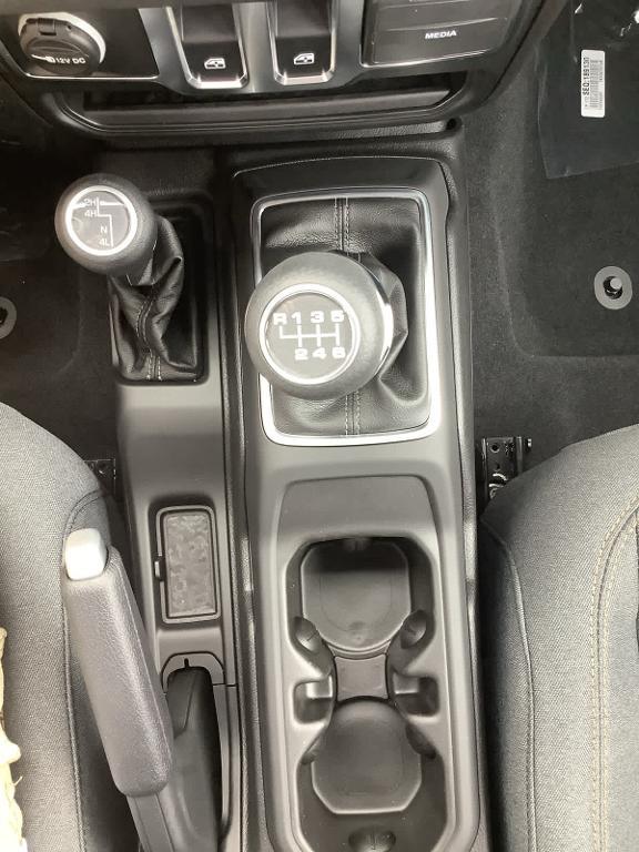 new 2025 Jeep Wrangler car, priced at $34,090