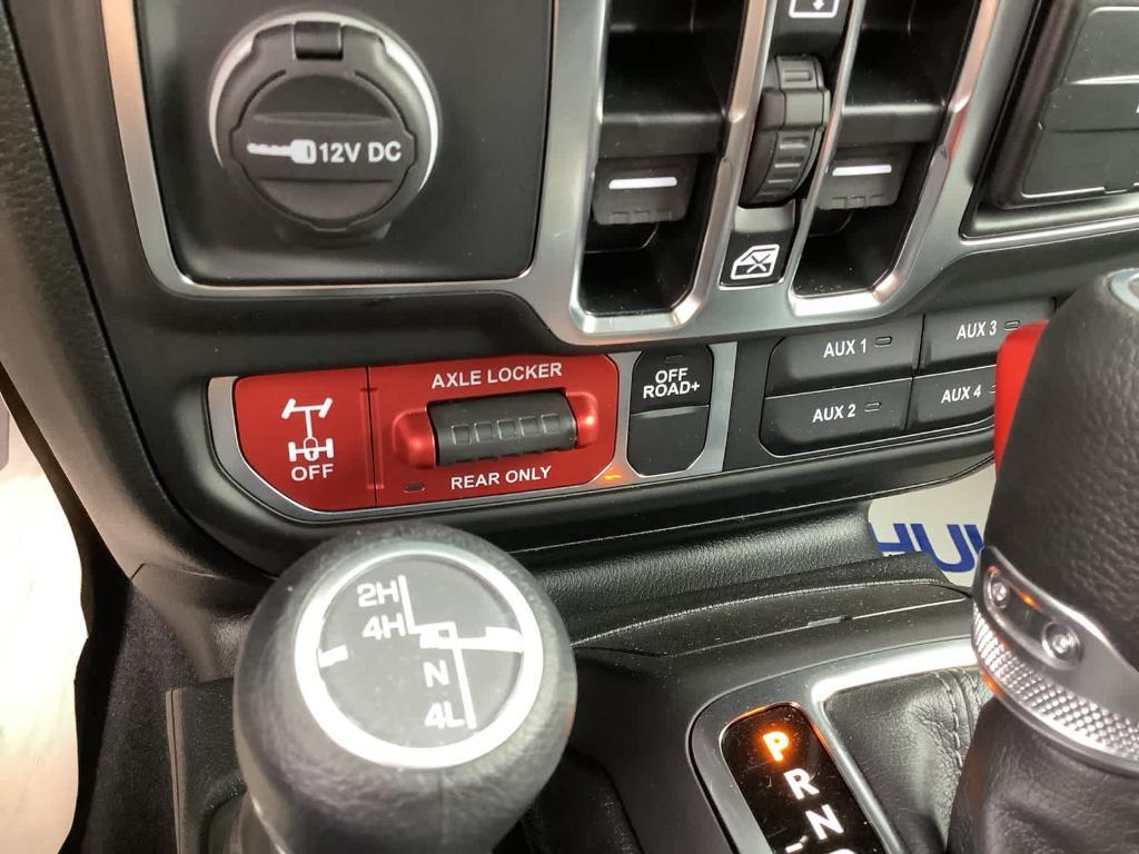 new 2025 Jeep Wrangler car, priced at $55,275