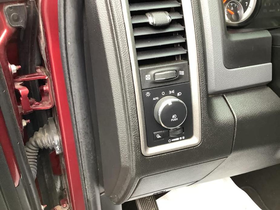 used 2019 Ram 1500 Classic car, priced at $25,960