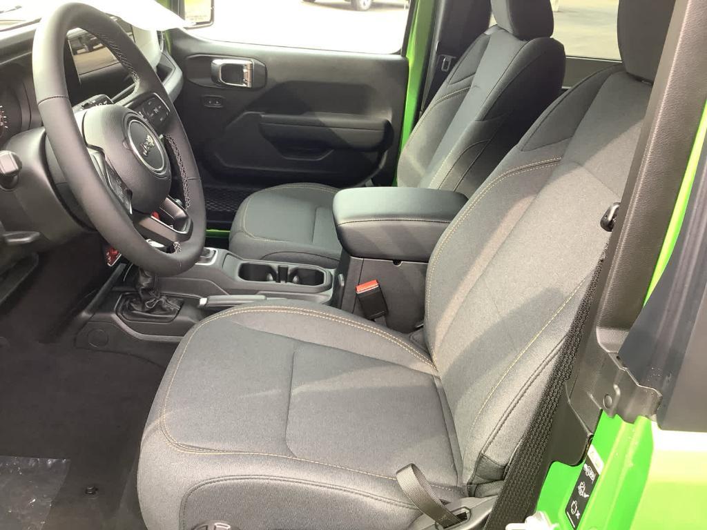 new 2025 Jeep Wrangler car, priced at $48,475