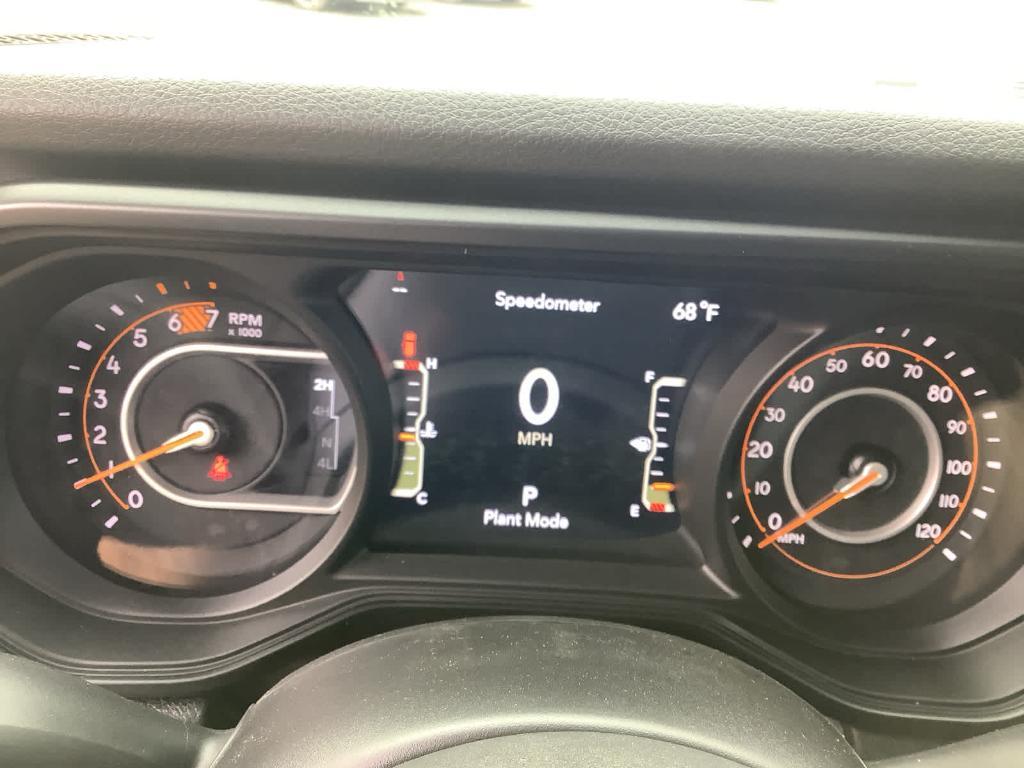 new 2025 Jeep Wrangler car, priced at $48,475