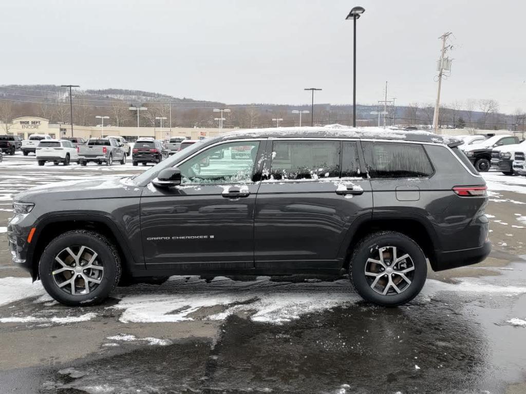 new 2025 Jeep Grand Cherokee L car, priced at $47,570