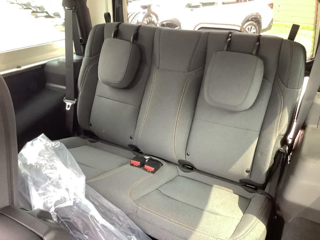 new 2025 Jeep Wrangler car, priced at $39,575