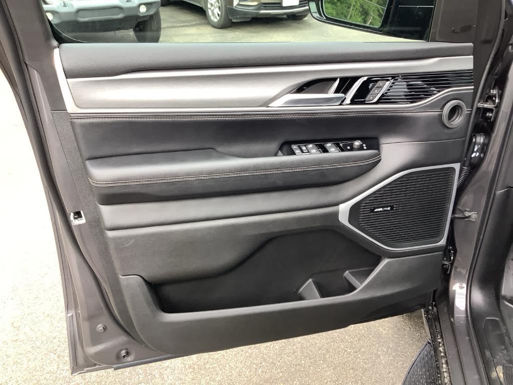 new 2025 Jeep Wagoneer car, priced at $75,530