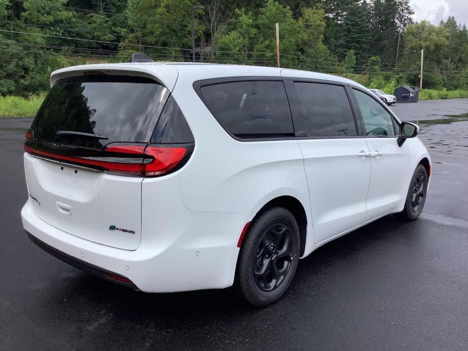new 2023 Chrysler Pacifica Hybrid car, priced at $55,180
