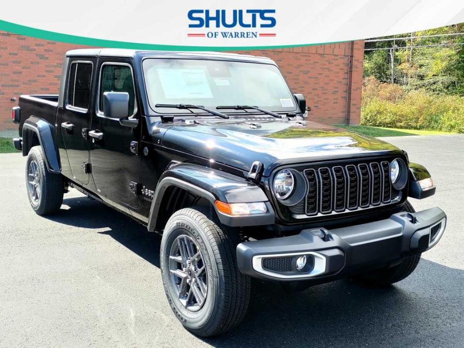 new 2024 Jeep Gladiator car, priced at $48,072