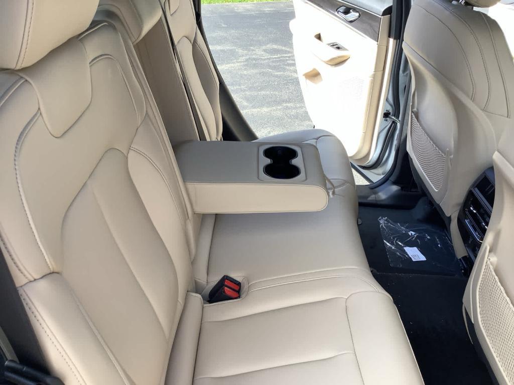 new 2025 Jeep Grand Cherokee car, priced at $47,495