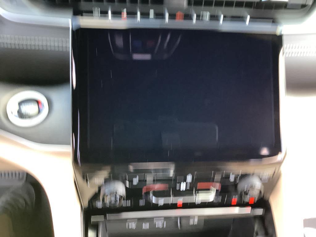 new 2025 Jeep Grand Cherokee car, priced at $46,746