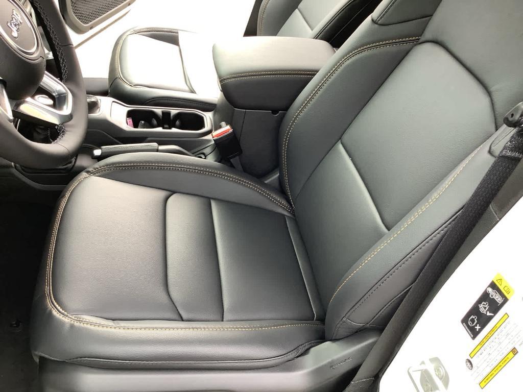 new 2025 Jeep Wrangler car, priced at $58,355