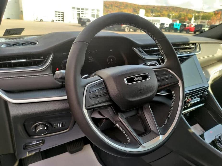 new 2025 Jeep Grand Cherokee L car, priced at $46,831