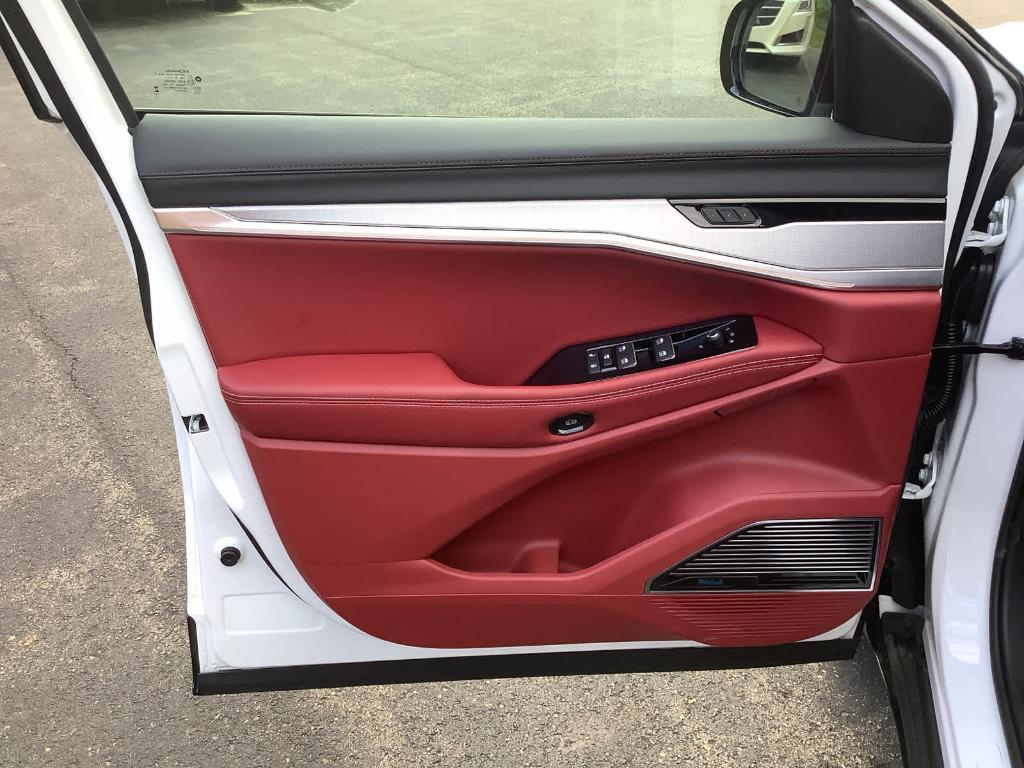 new 2025 Jeep Wagoneer S car, priced at $72,995