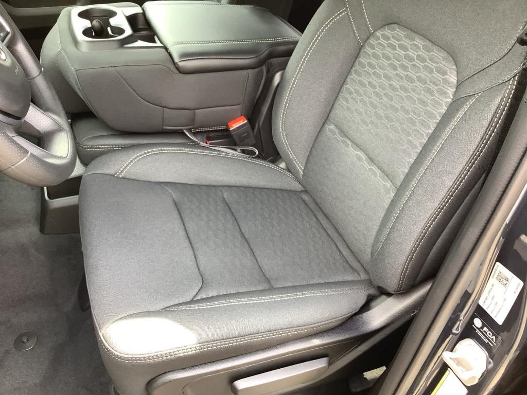new 2025 Ram 1500 car, priced at $52,955
