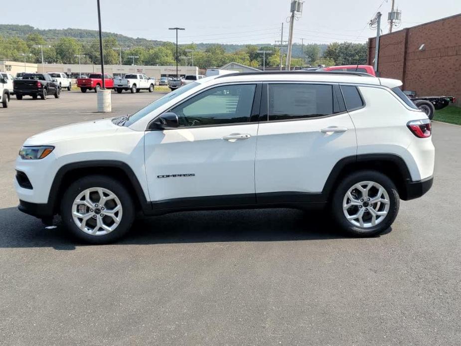 new 2025 Jeep Compass car, priced at $30,750