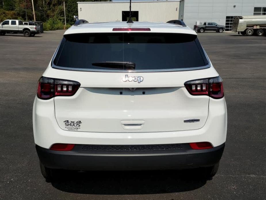 new 2025 Jeep Compass car, priced at $30,750