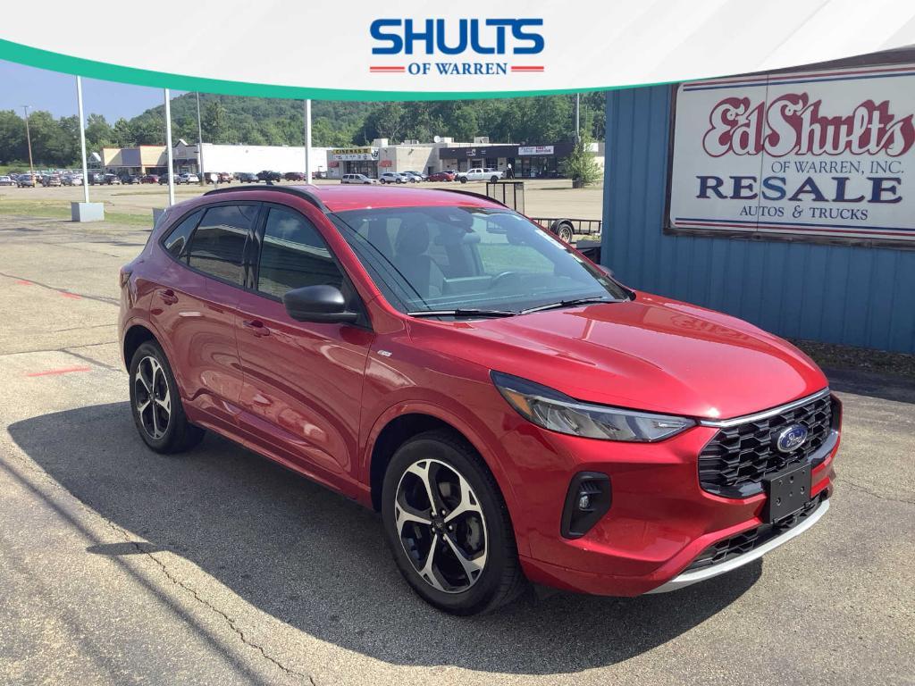 used 2023 Ford Escape car, priced at $29,577
