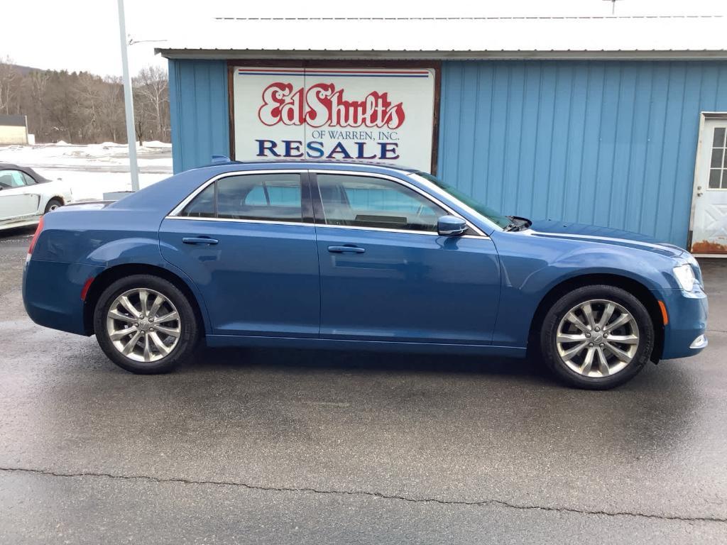 used 2020 Chrysler 300 car, priced at $21,789