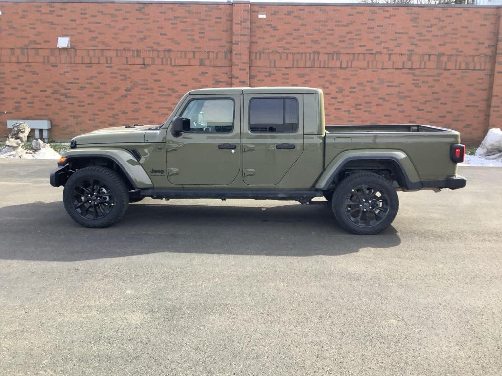 new 2025 Jeep Gladiator car, priced at $41,867