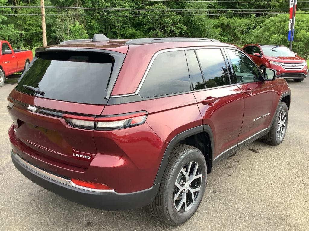 new 2025 Jeep Grand Cherokee car, priced at $47,495