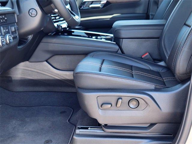 new 2025 Chevrolet Suburban car, priced at $92,249