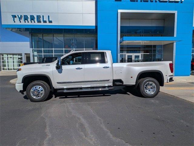 new 2025 Chevrolet Silverado 3500 car, priced at $91,460