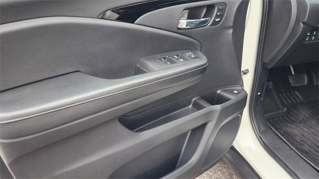 used 2019 Honda Ridgeline car, priced at $27,562