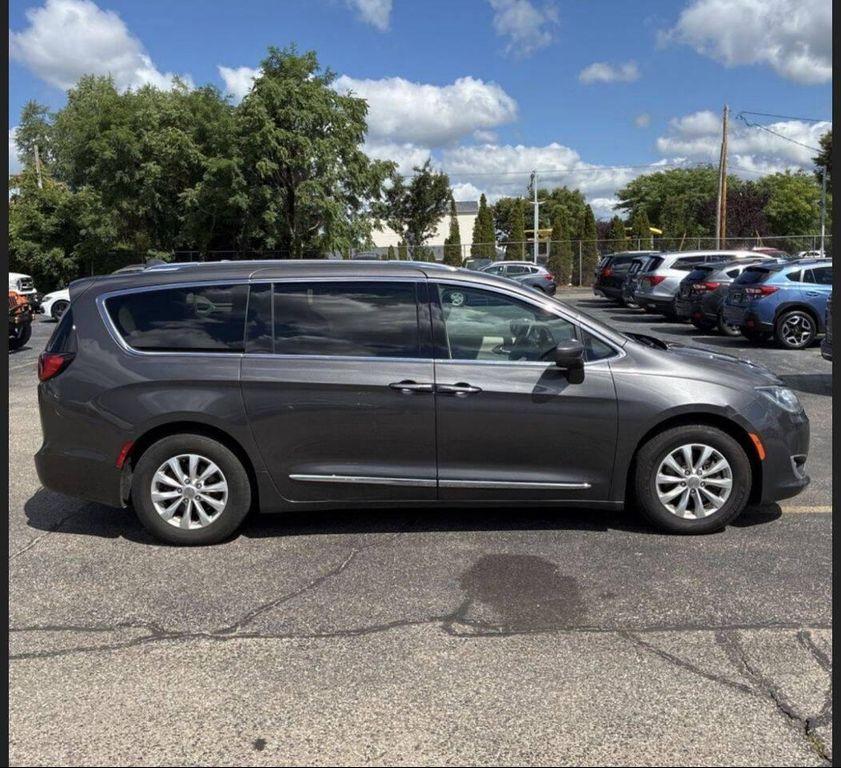 used 2019 Chrysler Pacifica car, priced at $18,980