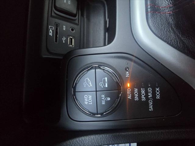 used 2014 Jeep Cherokee car, priced at $12,280