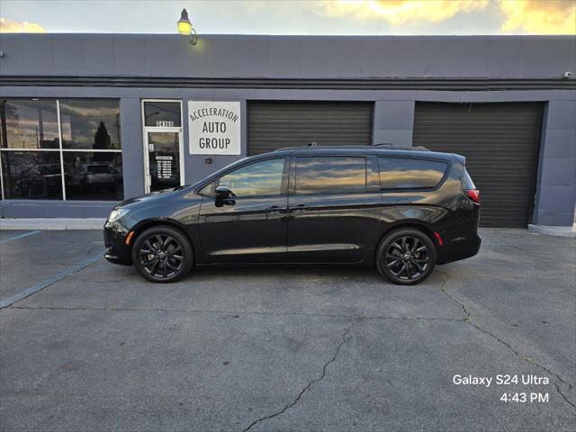 used 2020 Chrysler Pacifica car, priced at $23,480