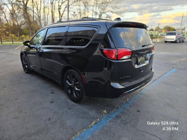 used 2020 Chrysler Pacifica car, priced at $23,480