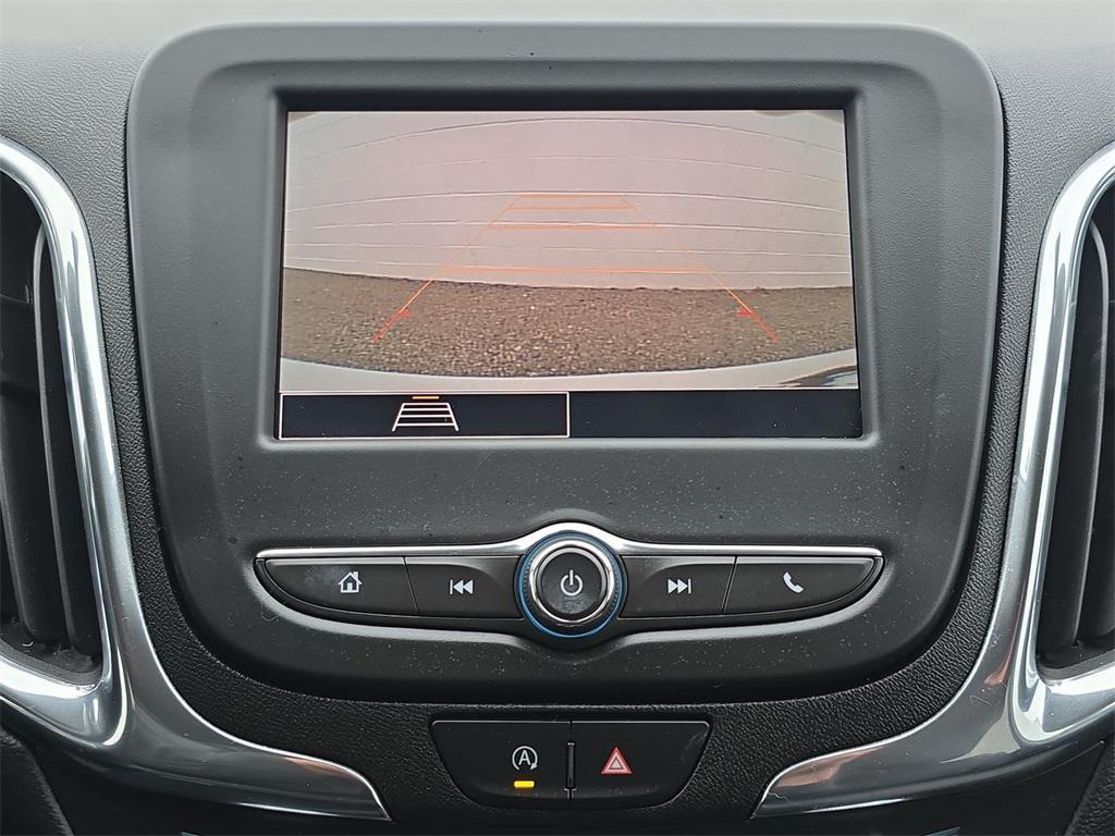 used 2022 Chevrolet Equinox car, priced at $19,290