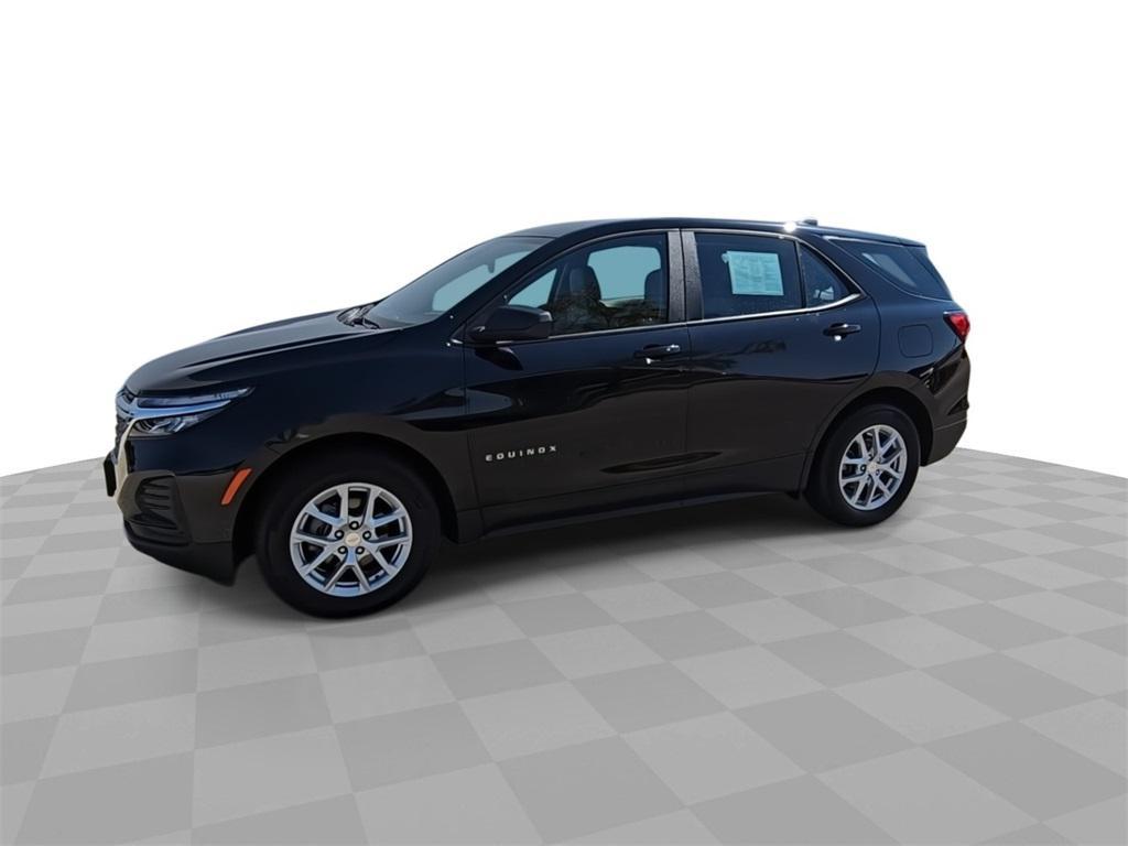 used 2024 Chevrolet Equinox car, priced at $22,157